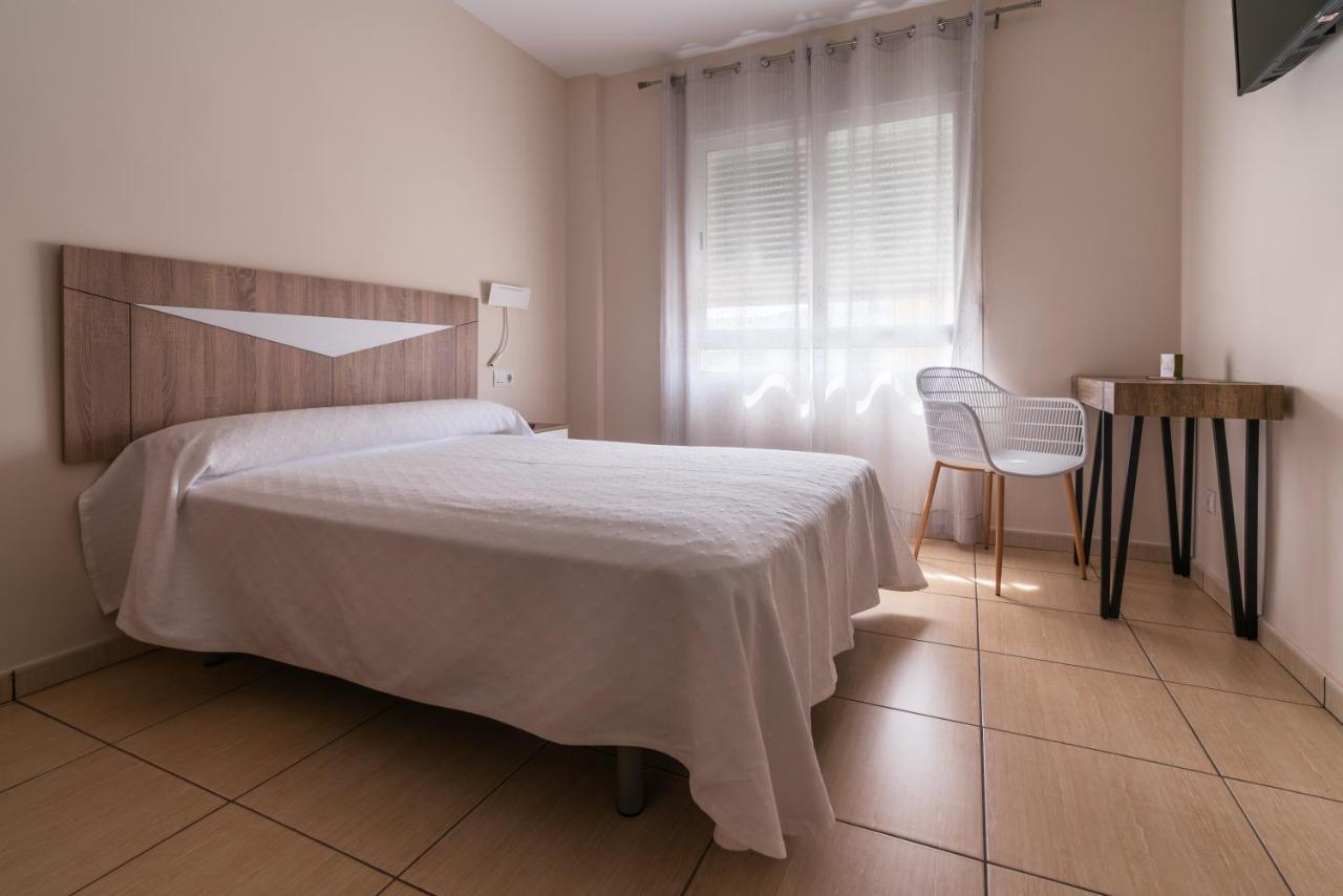 Double or Twin Room Private Bathroom