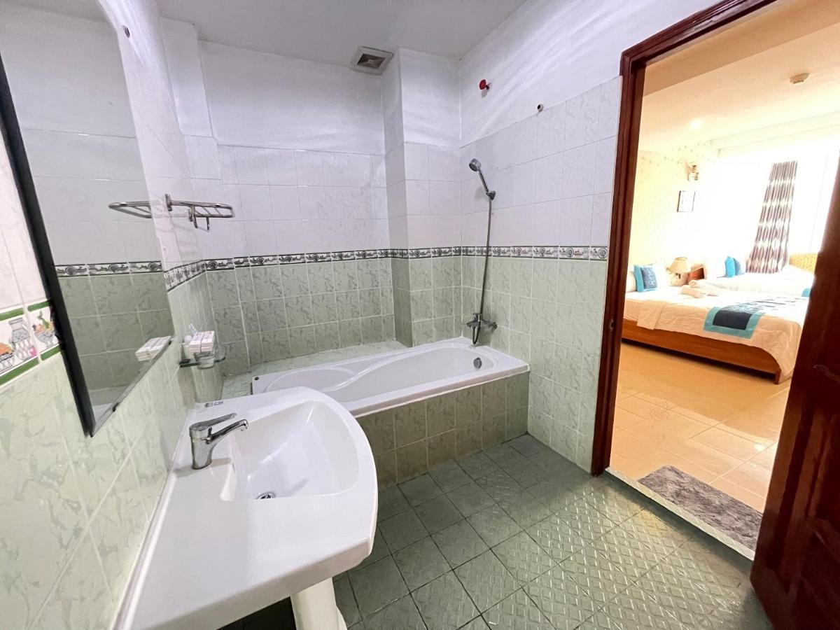 Deluxe Double Room,1388557379:JPEG