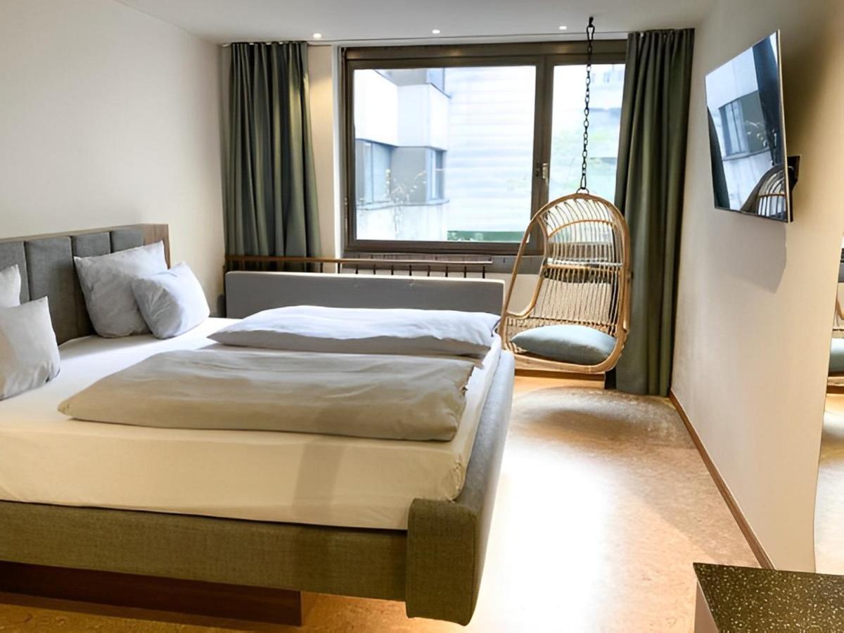 Triple Room,1588055802:JPEG