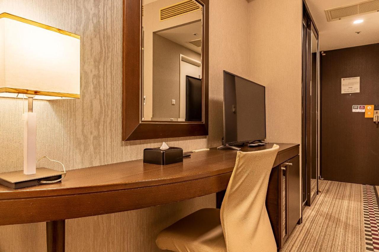 Standard Twin Room - Non-Smoking