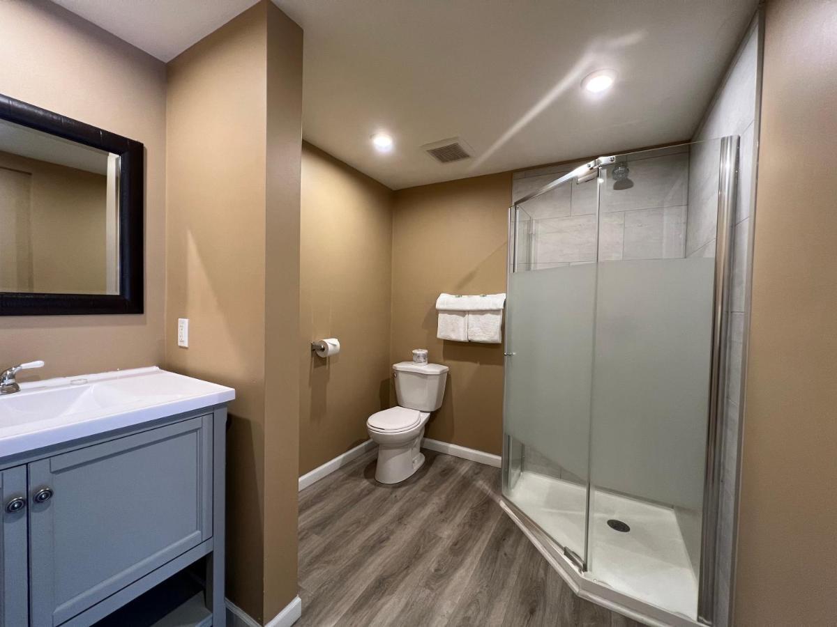 Economy Double Room,1324188529:JPEG