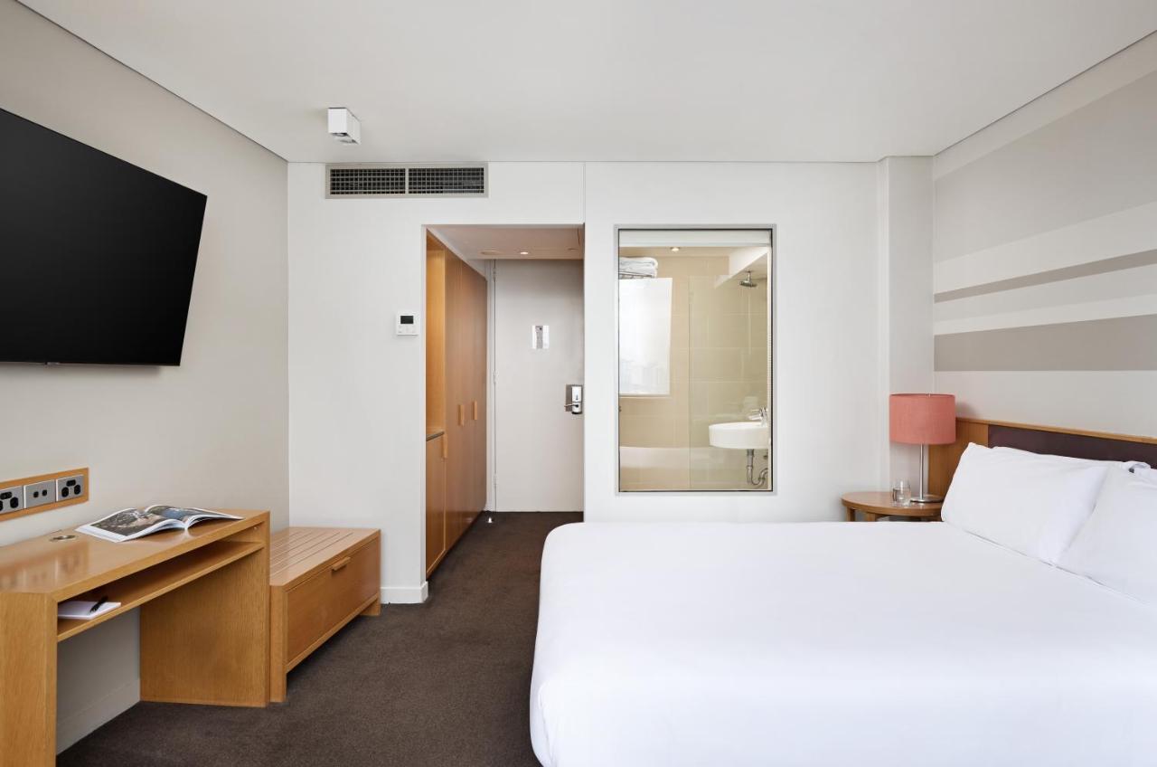 Superior Harbour Bridge King Room