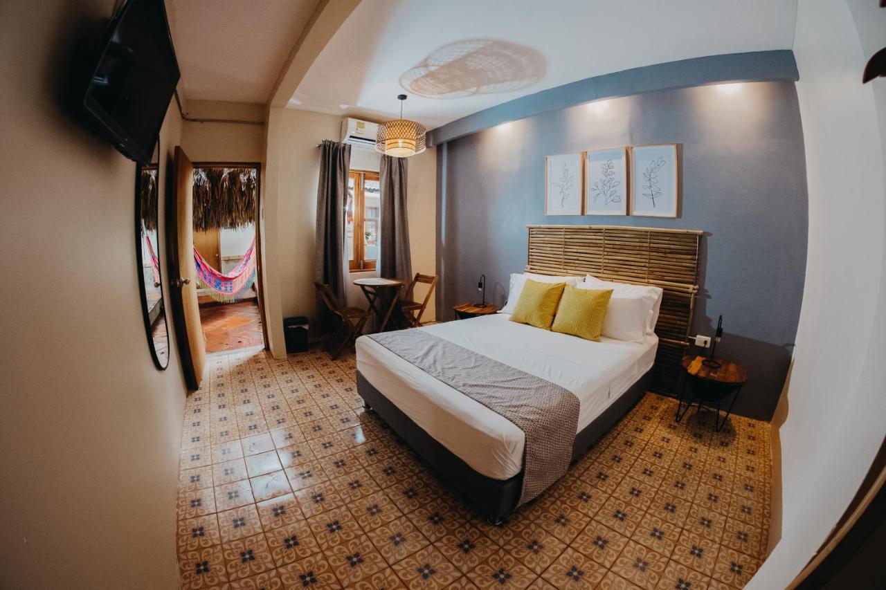 Quarto Duplo com Banheiro Compartilhado