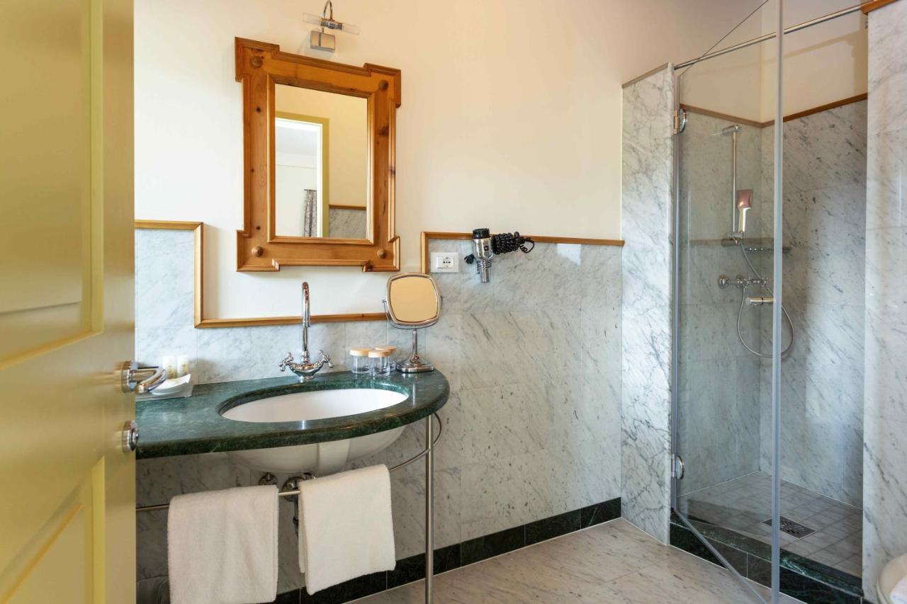 Double Room Mountain View