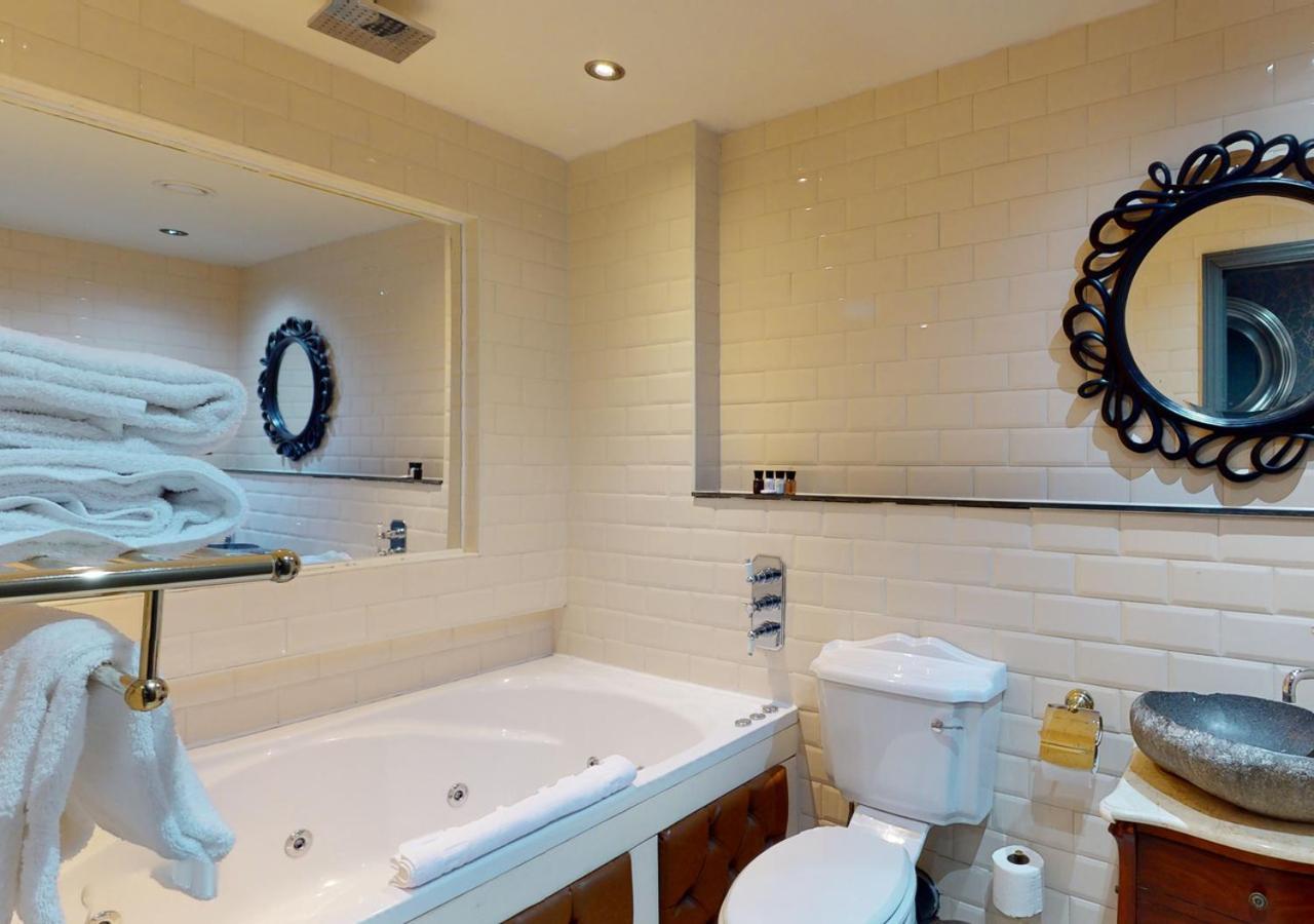 Triple Room,1351719649:JPEG