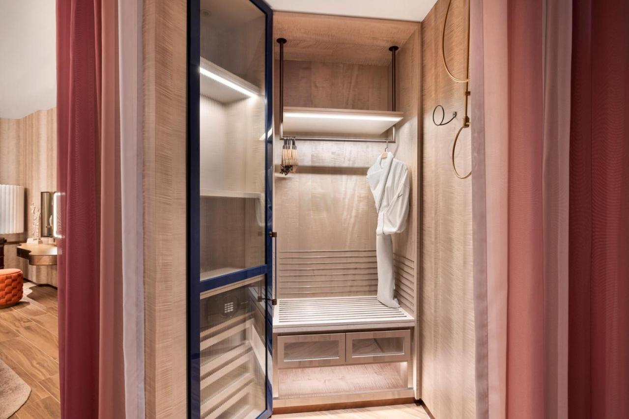 Fantastic Corner King - Panoramic Sea View,1393688033:JPEG