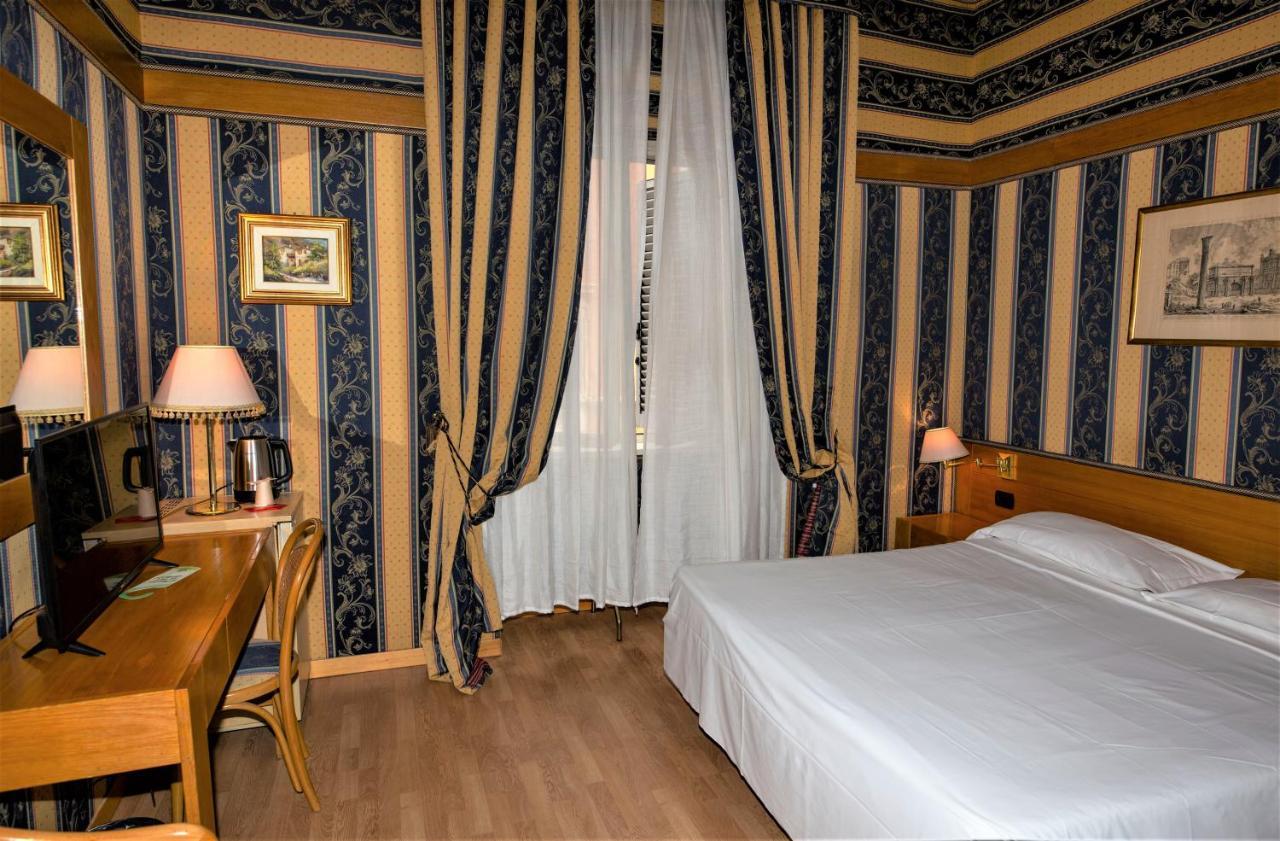 Double or Twin Room,1364074778:JPEG