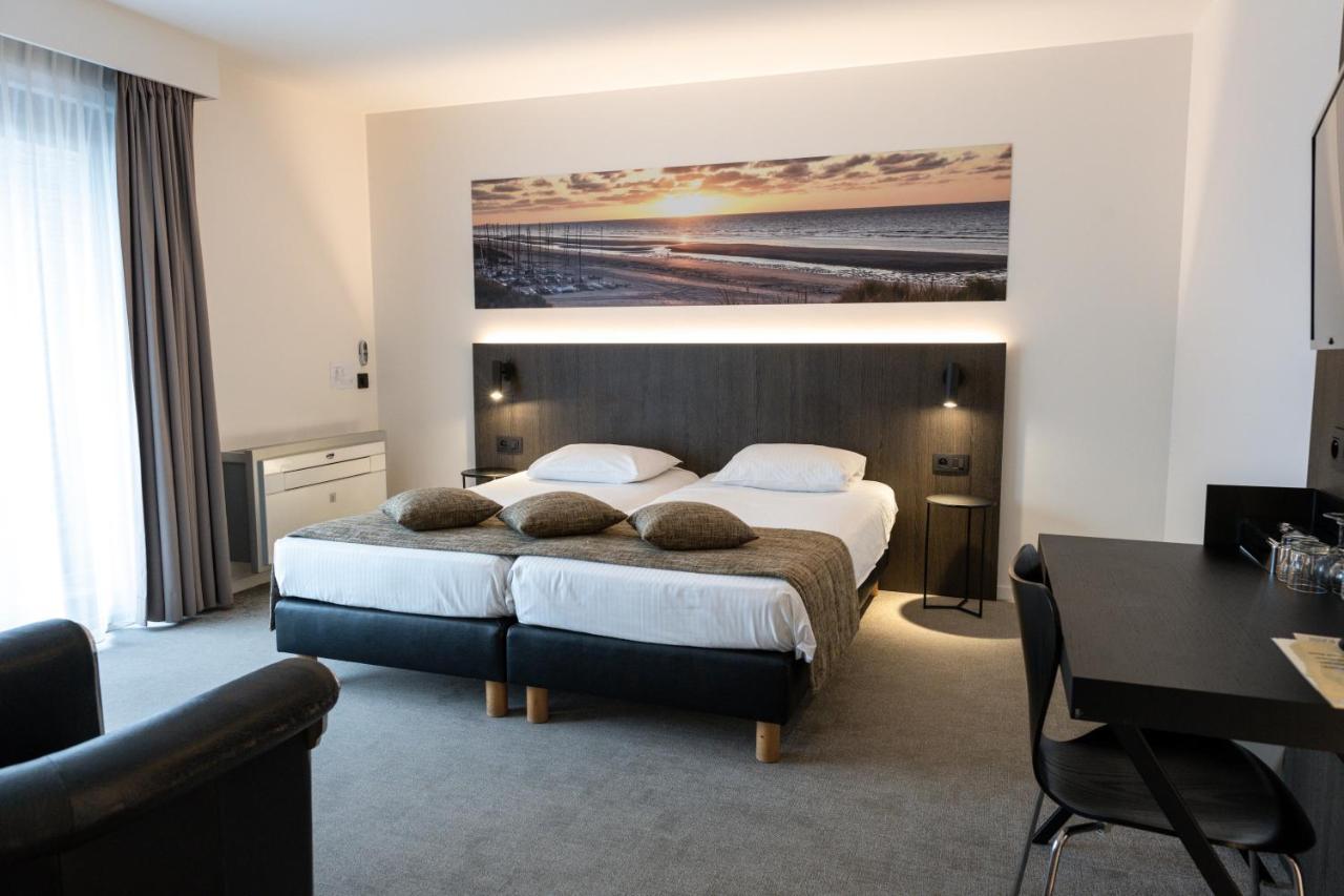 Double or Twin Room,1369449833:JPEG