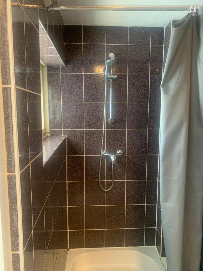 Budget Twin Room,1392774920:JPEG