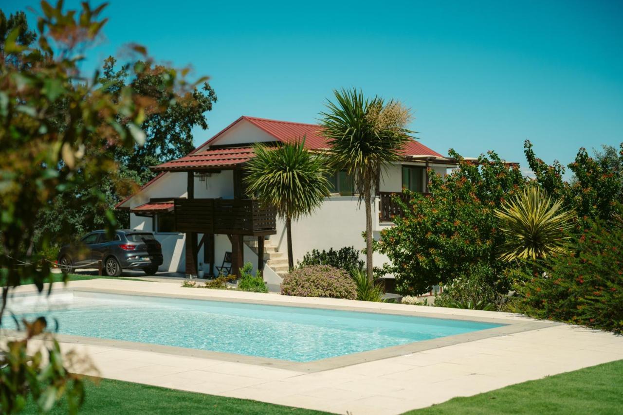 Casa com 4 Quartos