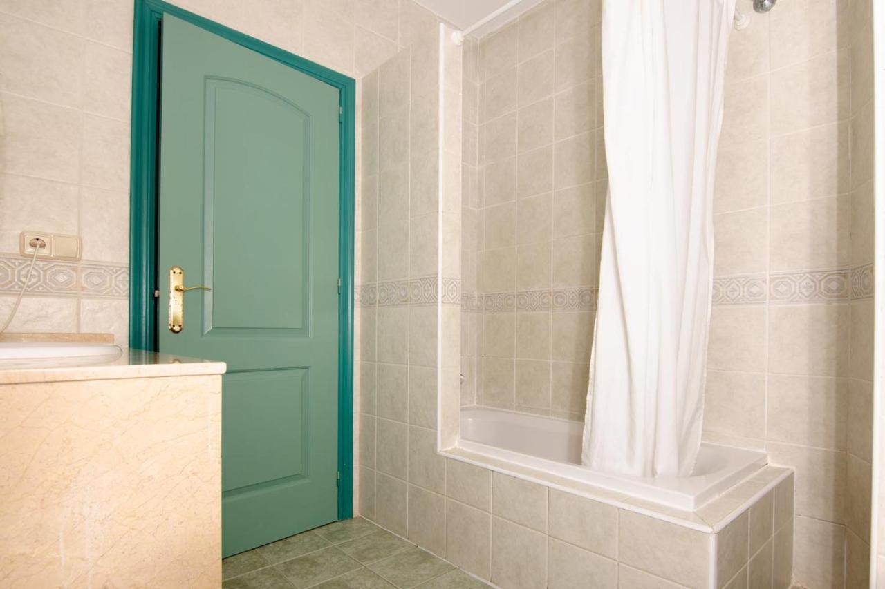 Superior Twin Room,1399875347:JPEG