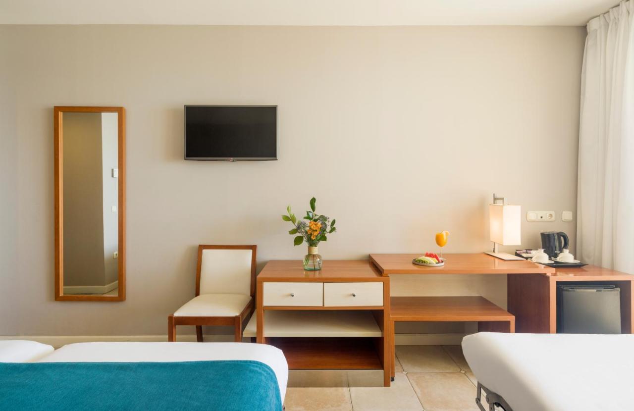 Triple Room Sea View