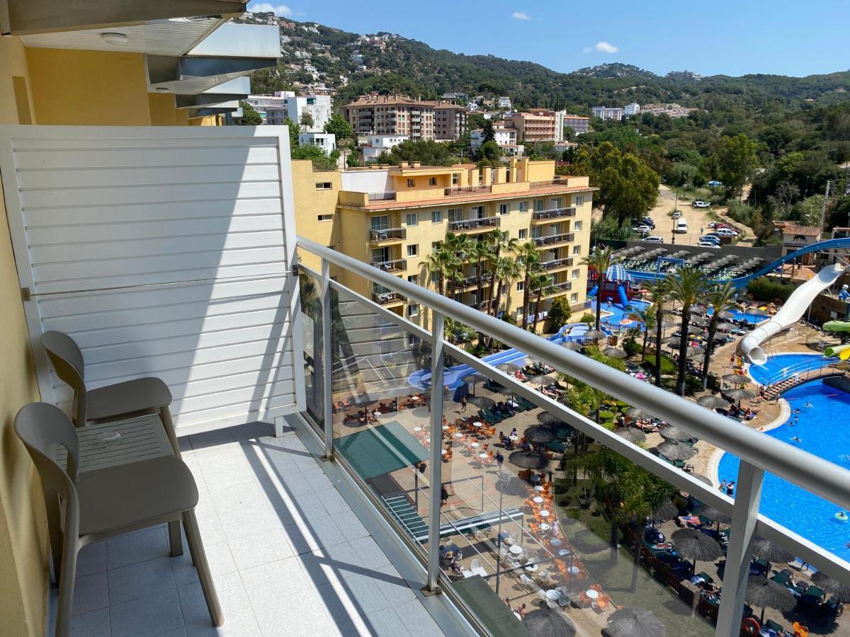 Double or Twin Room Pool View,1207877836:JPEG
