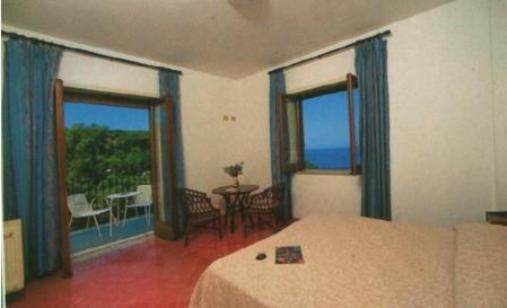 Triple Room with Sea View,1563276304:JPEG