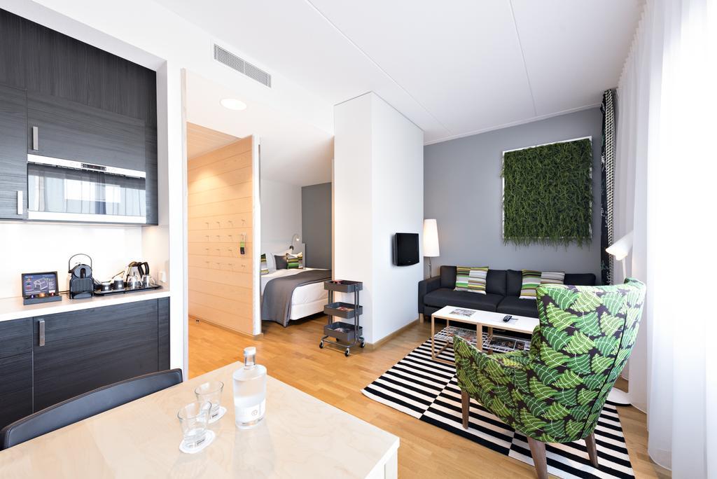 Studio,548577879:JPEG