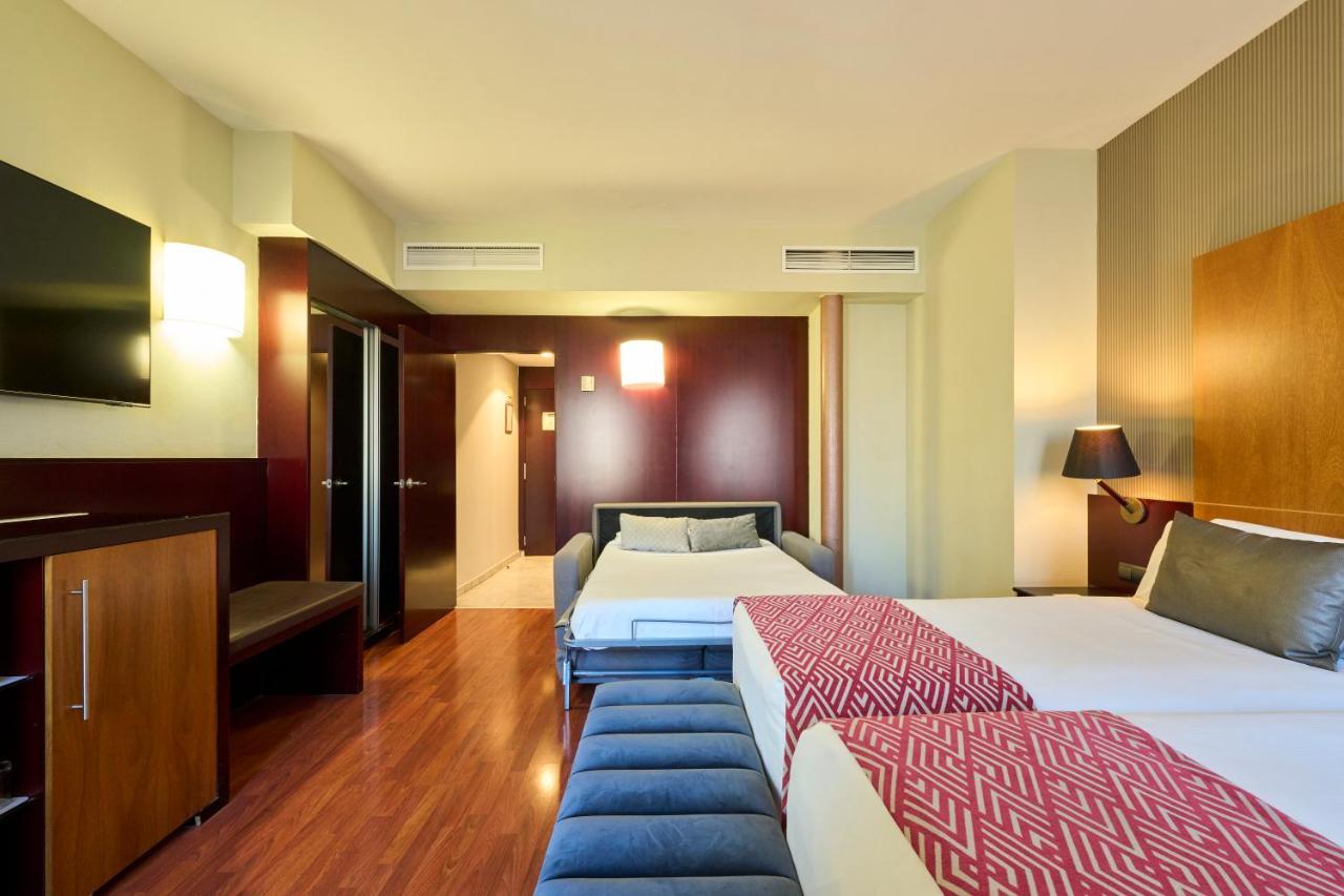 Triple Room,1416673638:JPEG