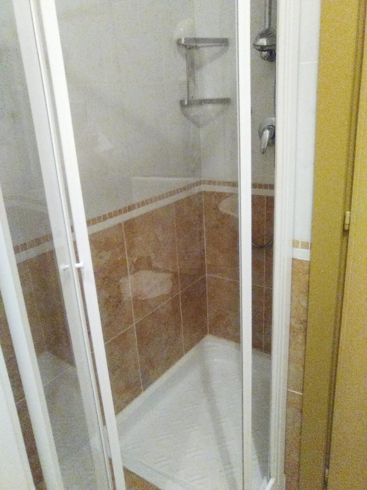 Doppel- oder Zweibettzimmer