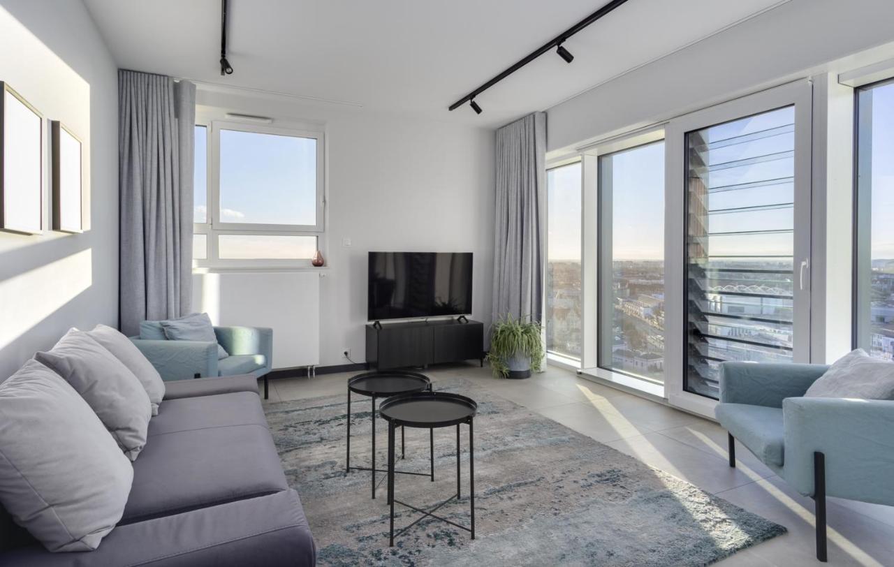 View Apartment with 2 bedrooms,1482095774:JPEG