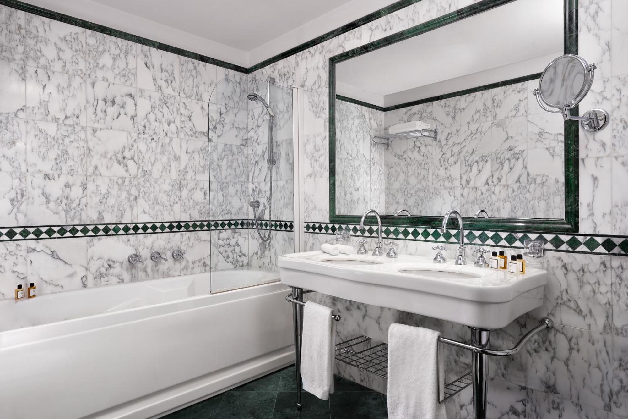 Junior Suite,1488127453:JPEG