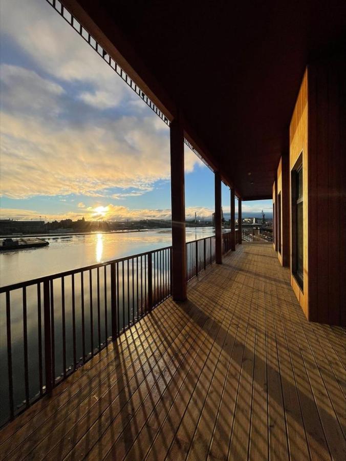Signature Studio River View