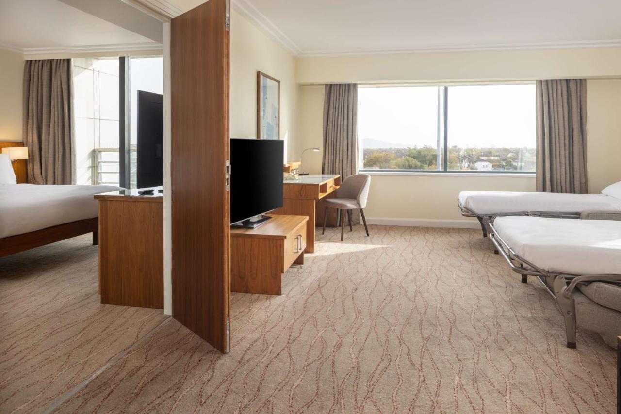 King Suite with Lounge Area,1548858883:JPEG