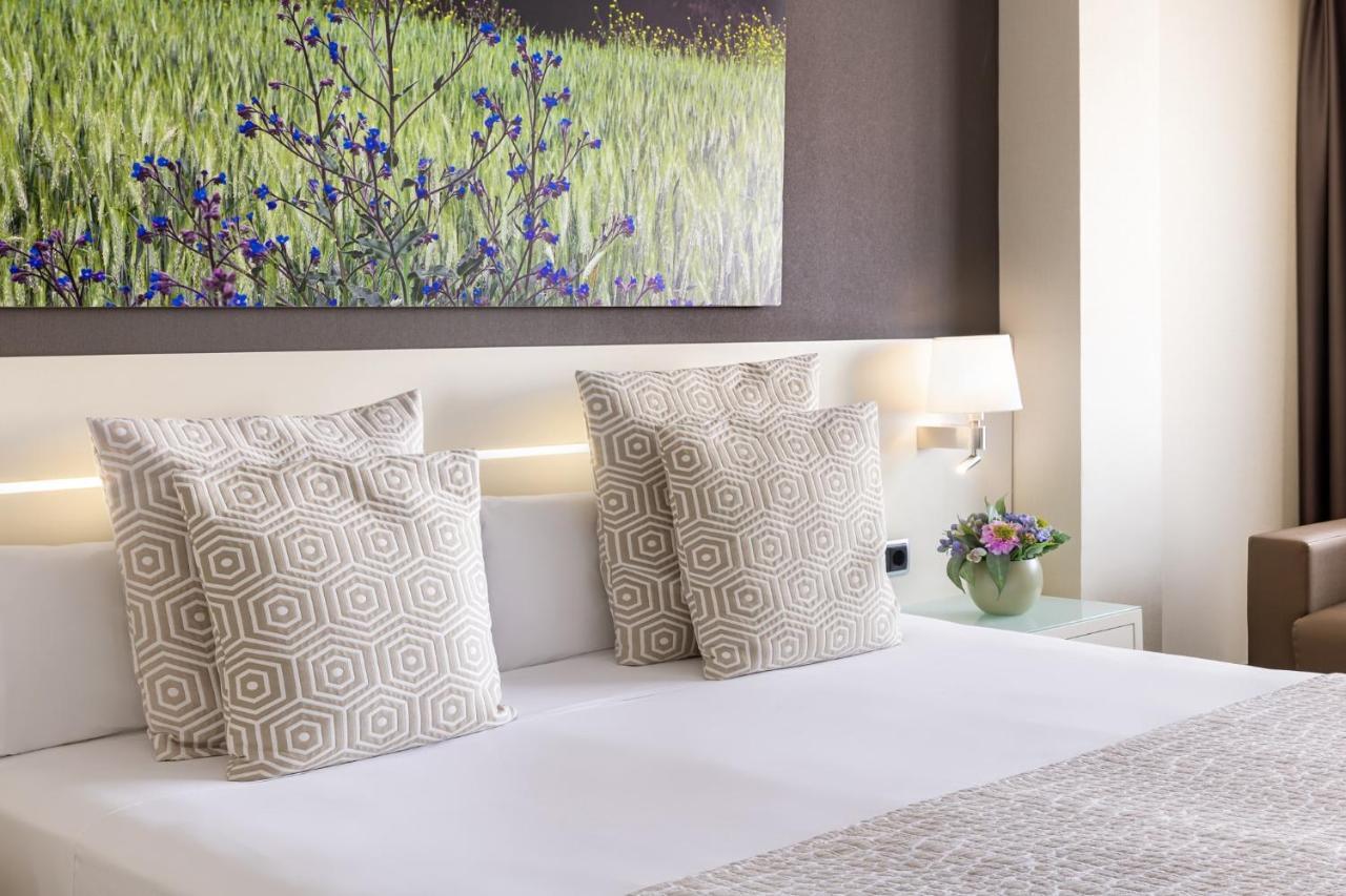 Triple Room with Mountain View (3 Adults)