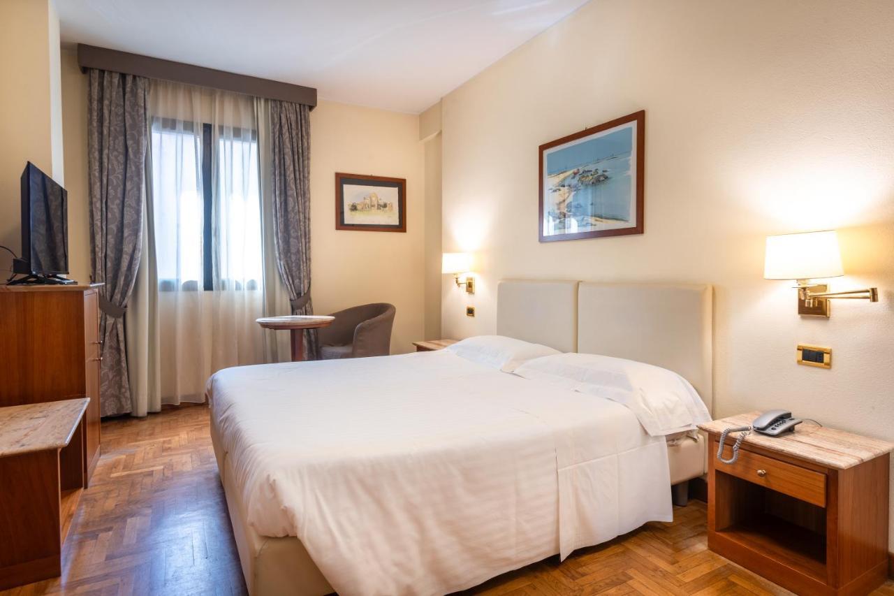 Standard Doppel- oder Zweibettzimmer
