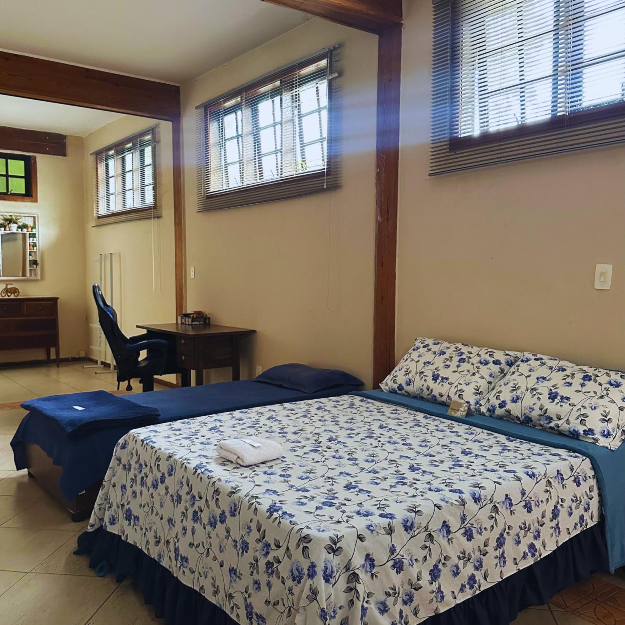 Family Room,1501260853:JPEG