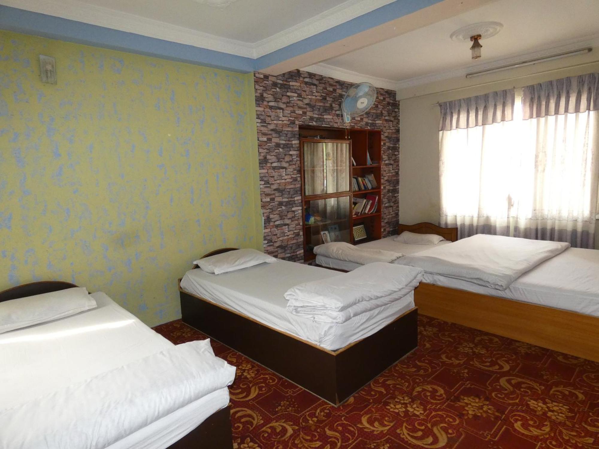 4-Bed Mixed Dormitory Room,1501534429:JPEG