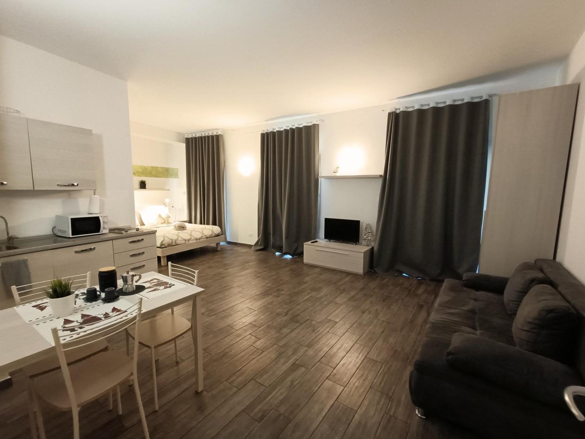 Studio Apartment