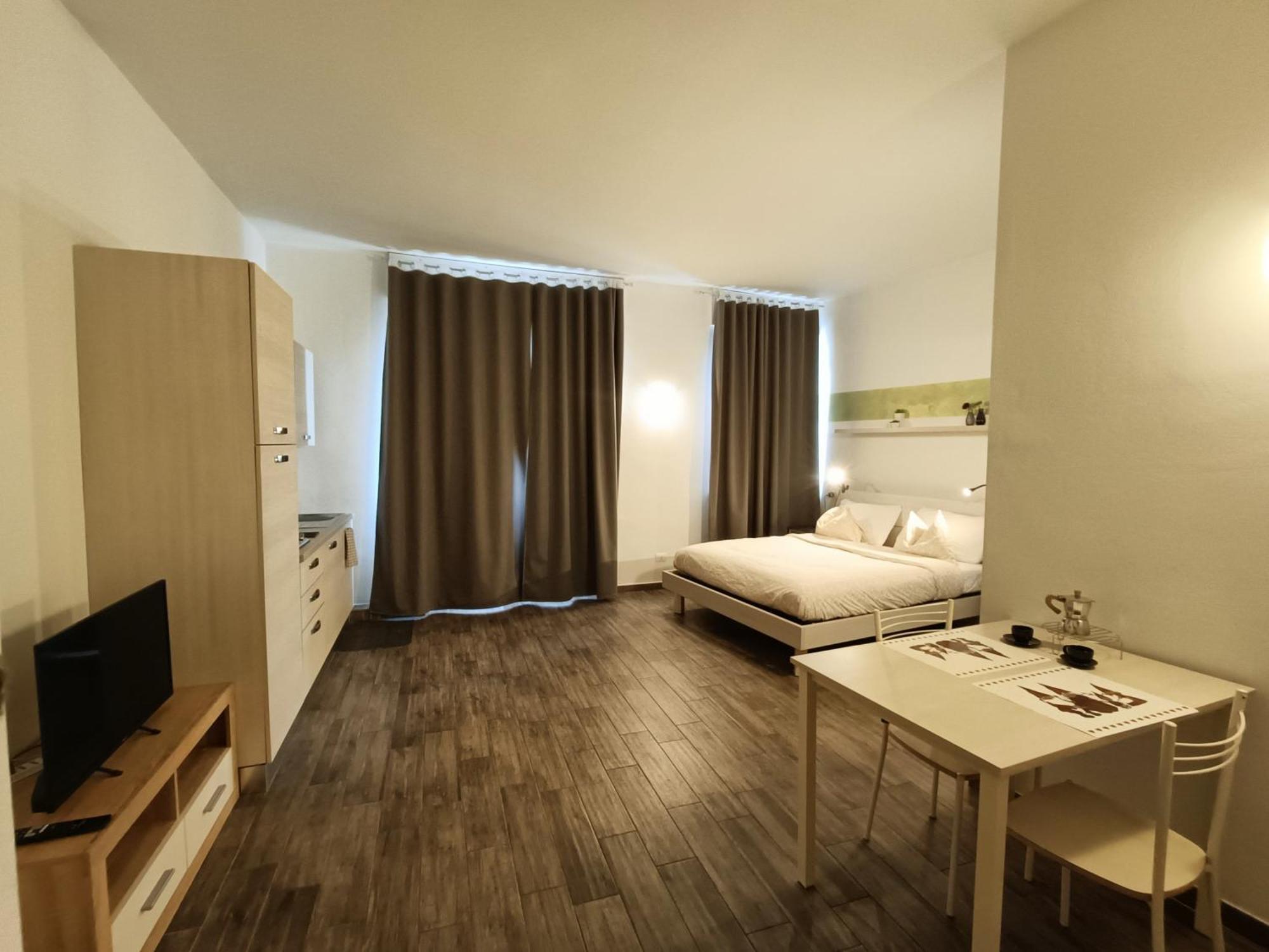 Studio Apartment