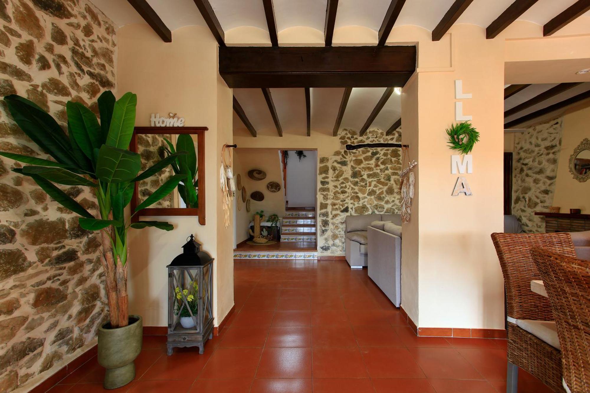 Seven-Bedroom House