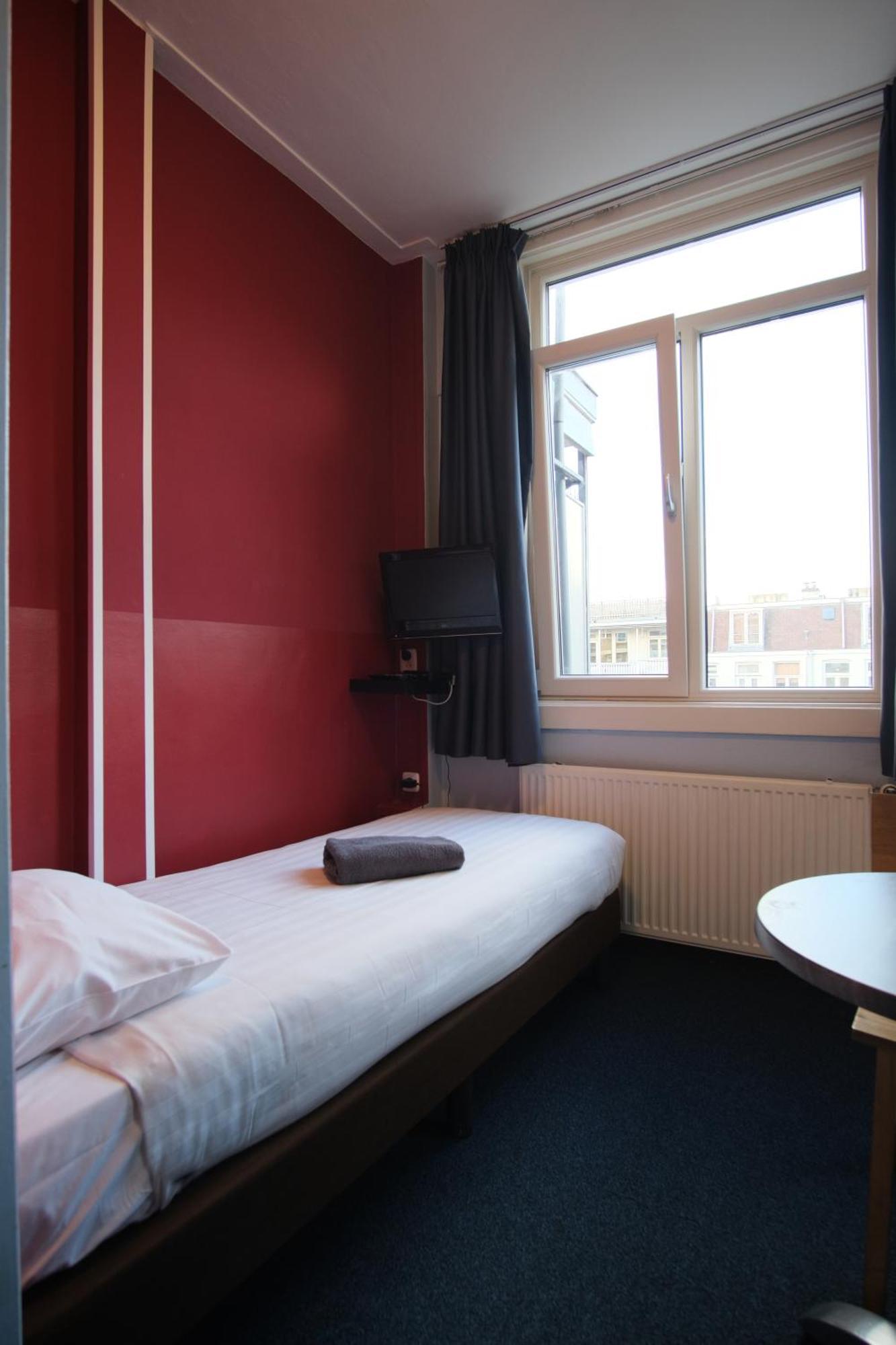 Single Room Balcony,1516412605:JPEG