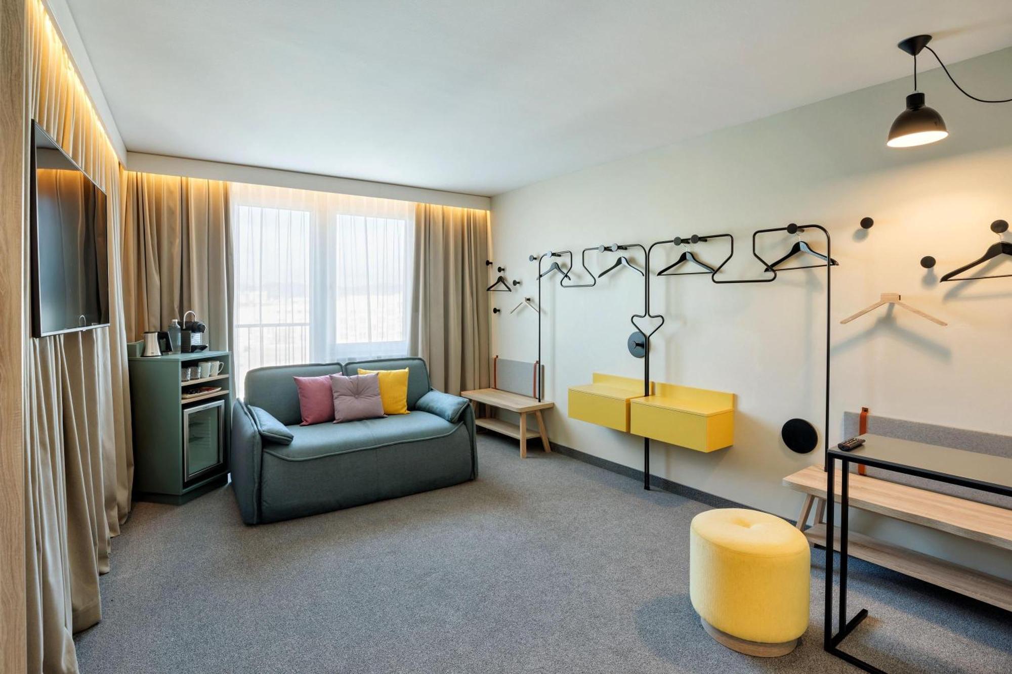 King Room with Sofa,1639551084:JPEG