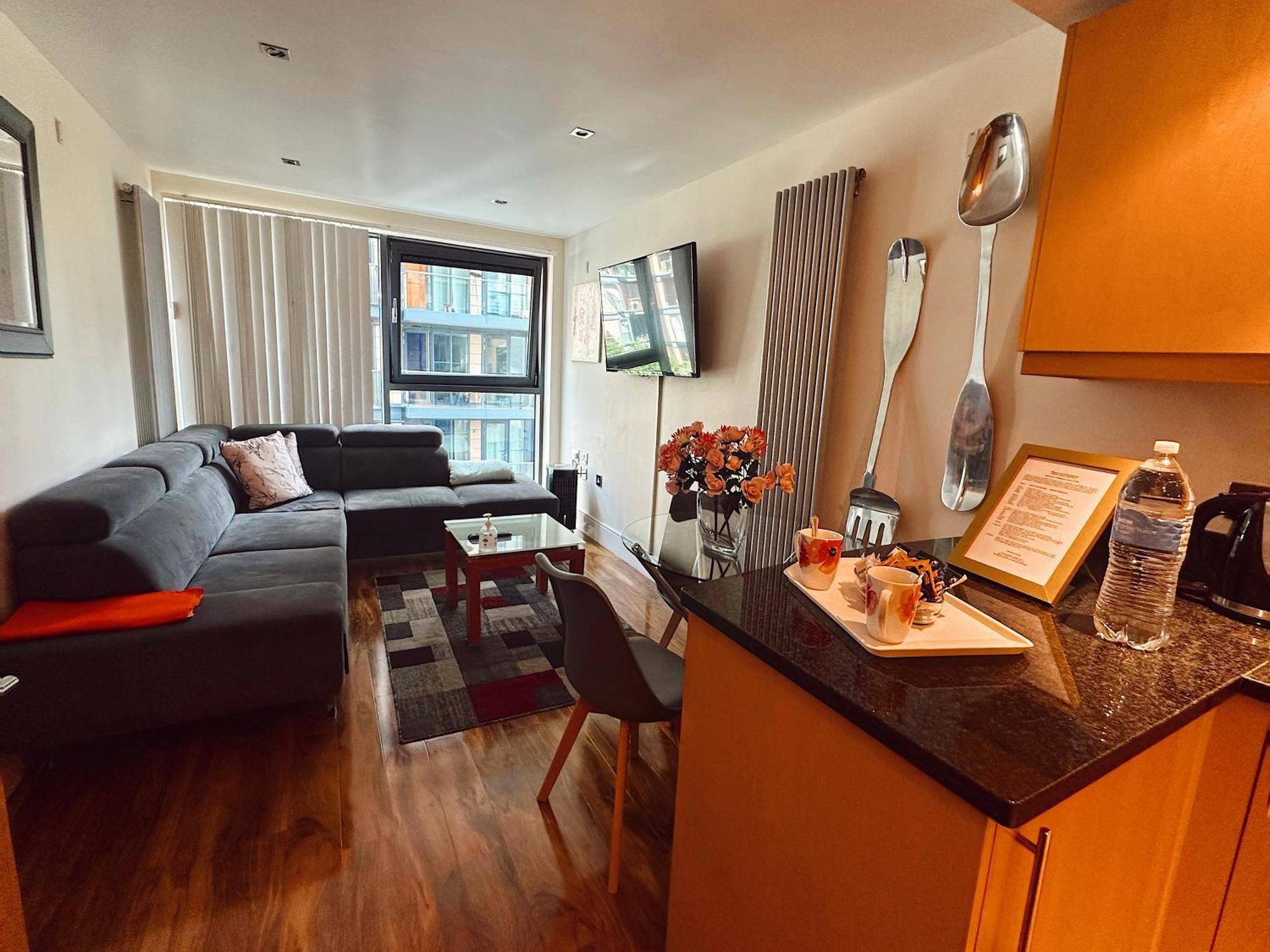 One-Bedroom Apartment