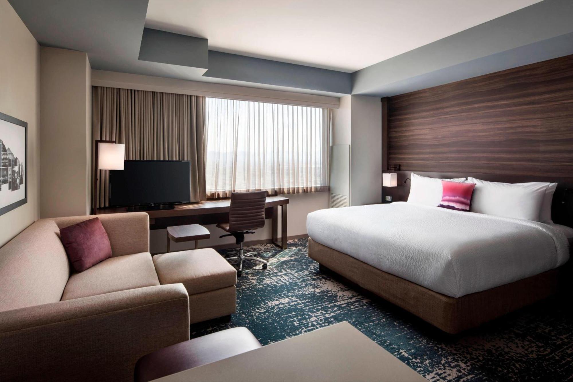 King Studio,1522694818:JPEG