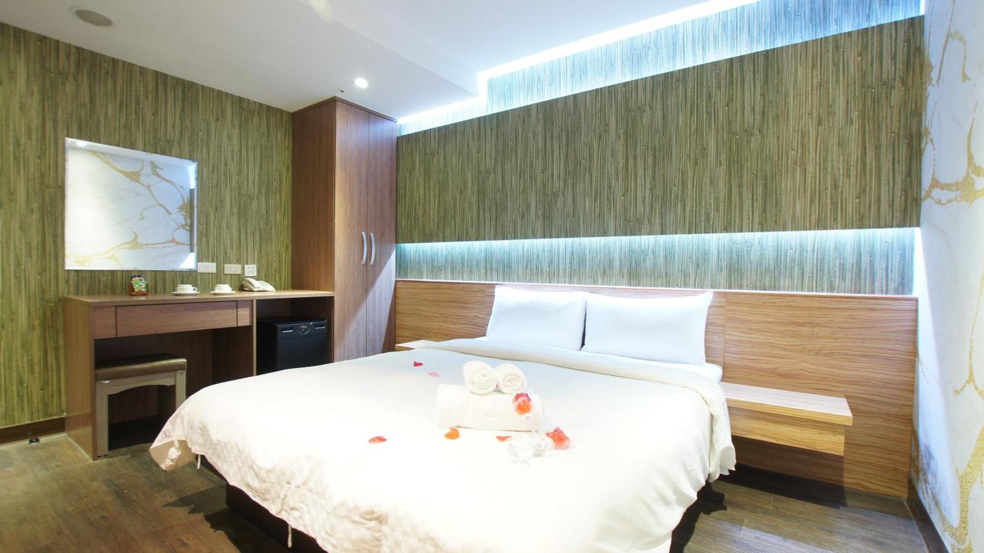 Superior Double Room No Window