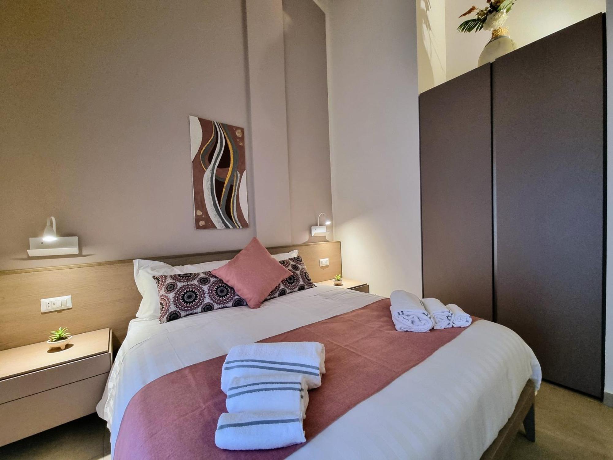 Double Room with Terrace,1529275366:JPEG