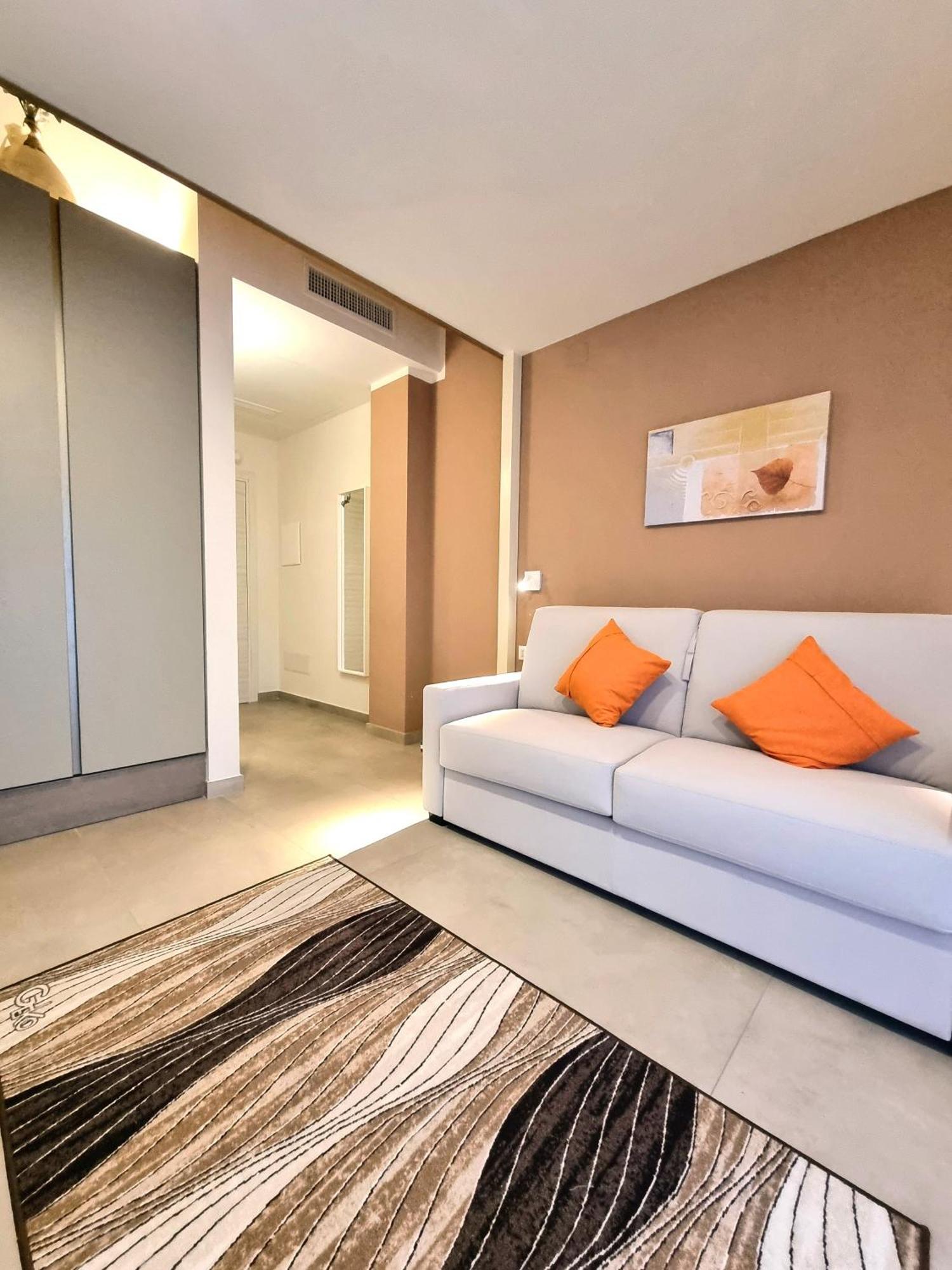 Classic Quadruple Room,1529356906:JPEG