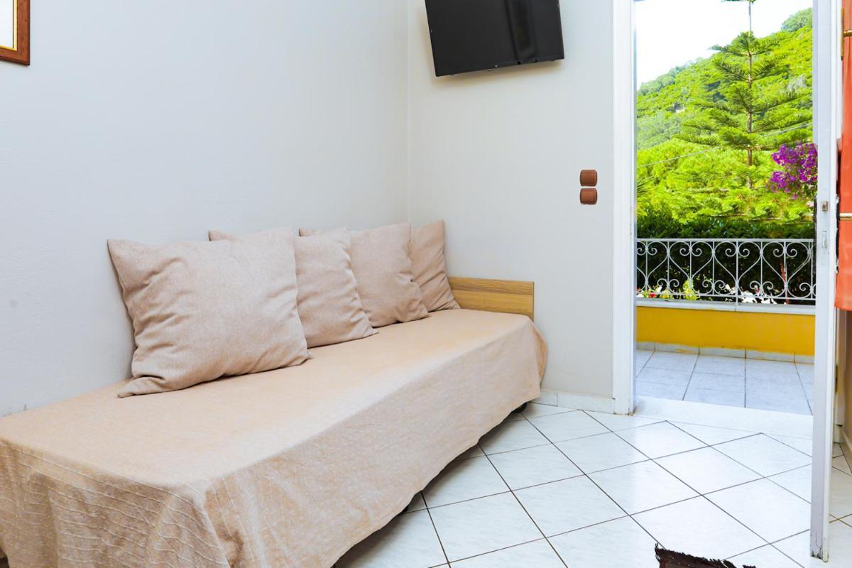 Two Bedroom Apartment,1532401825:JPEG