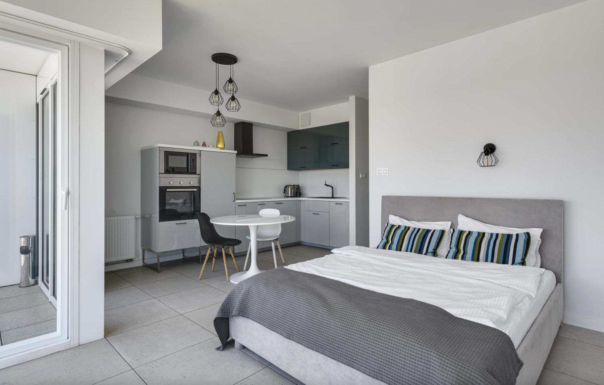 Studio Apartment