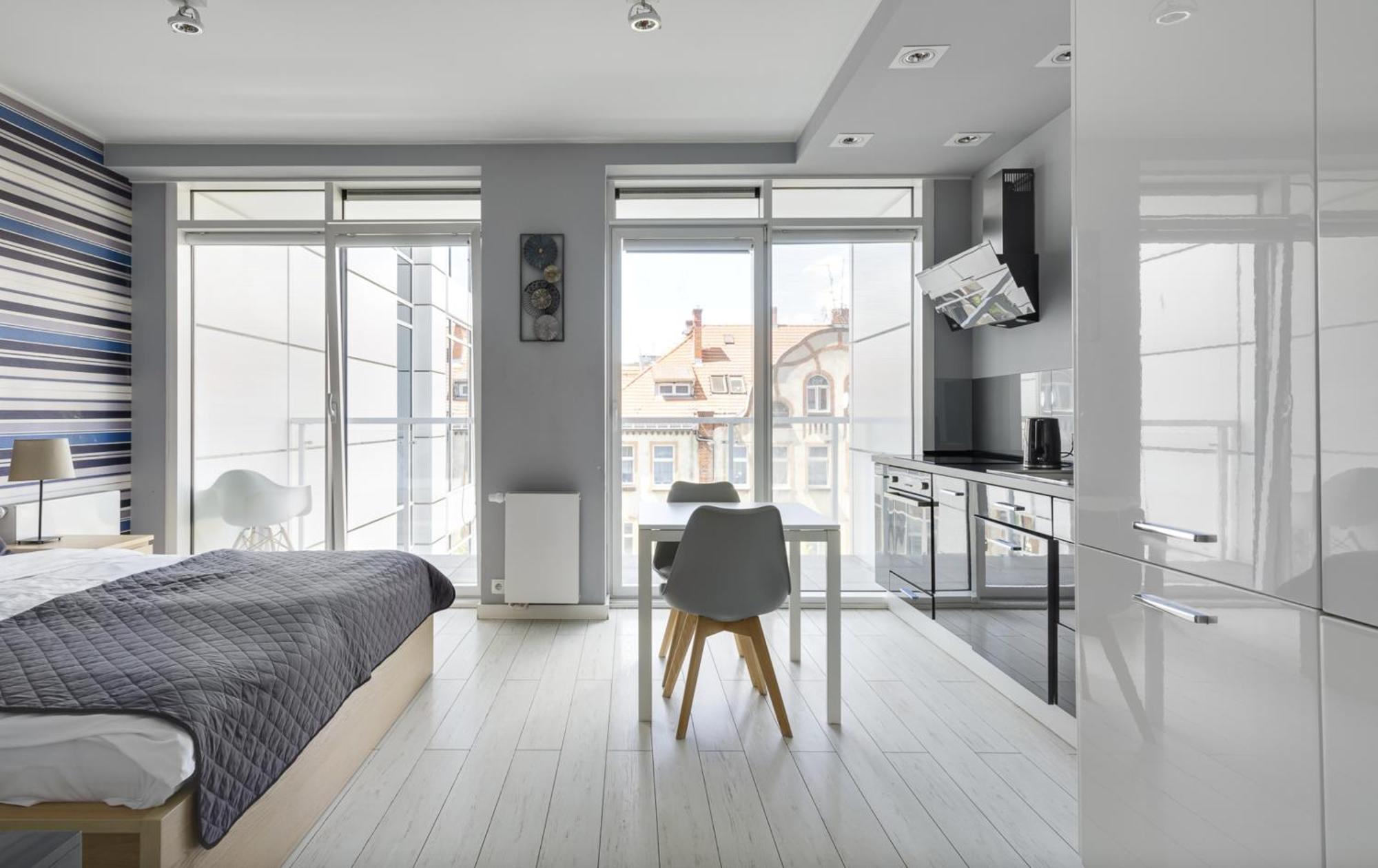 Studio Apartment