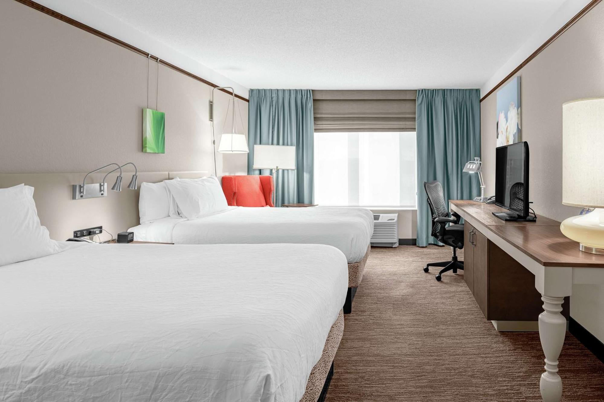 Queen Room Two Queen Beds Hearing Access