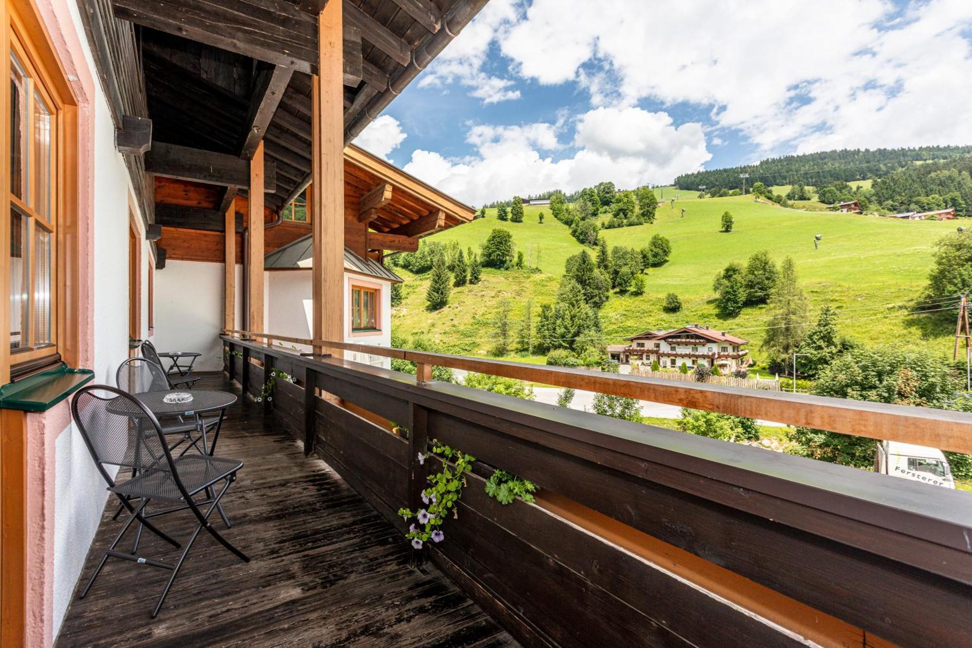 Triple Room Balcony