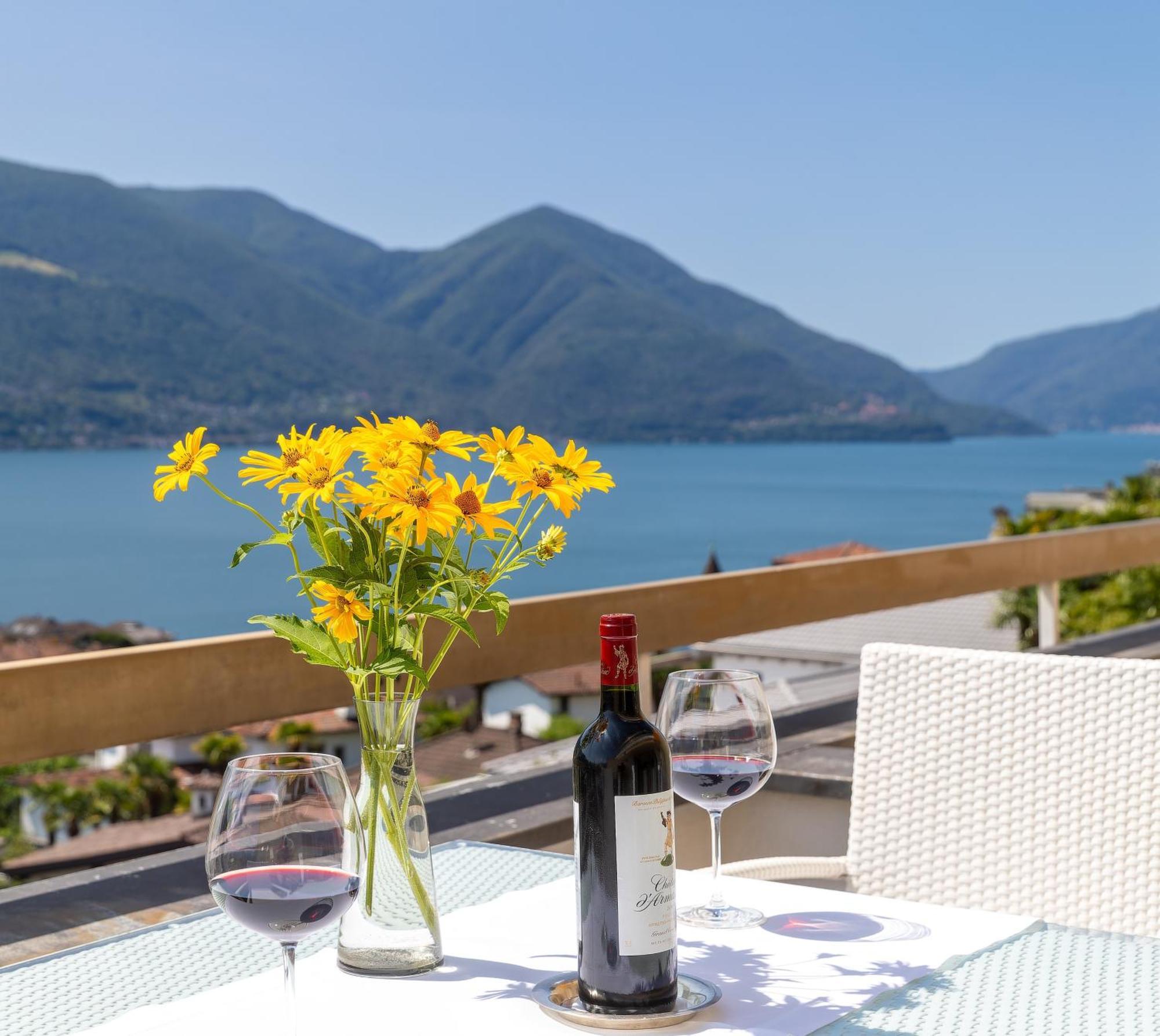 Superior Double Room Balcony Lake View