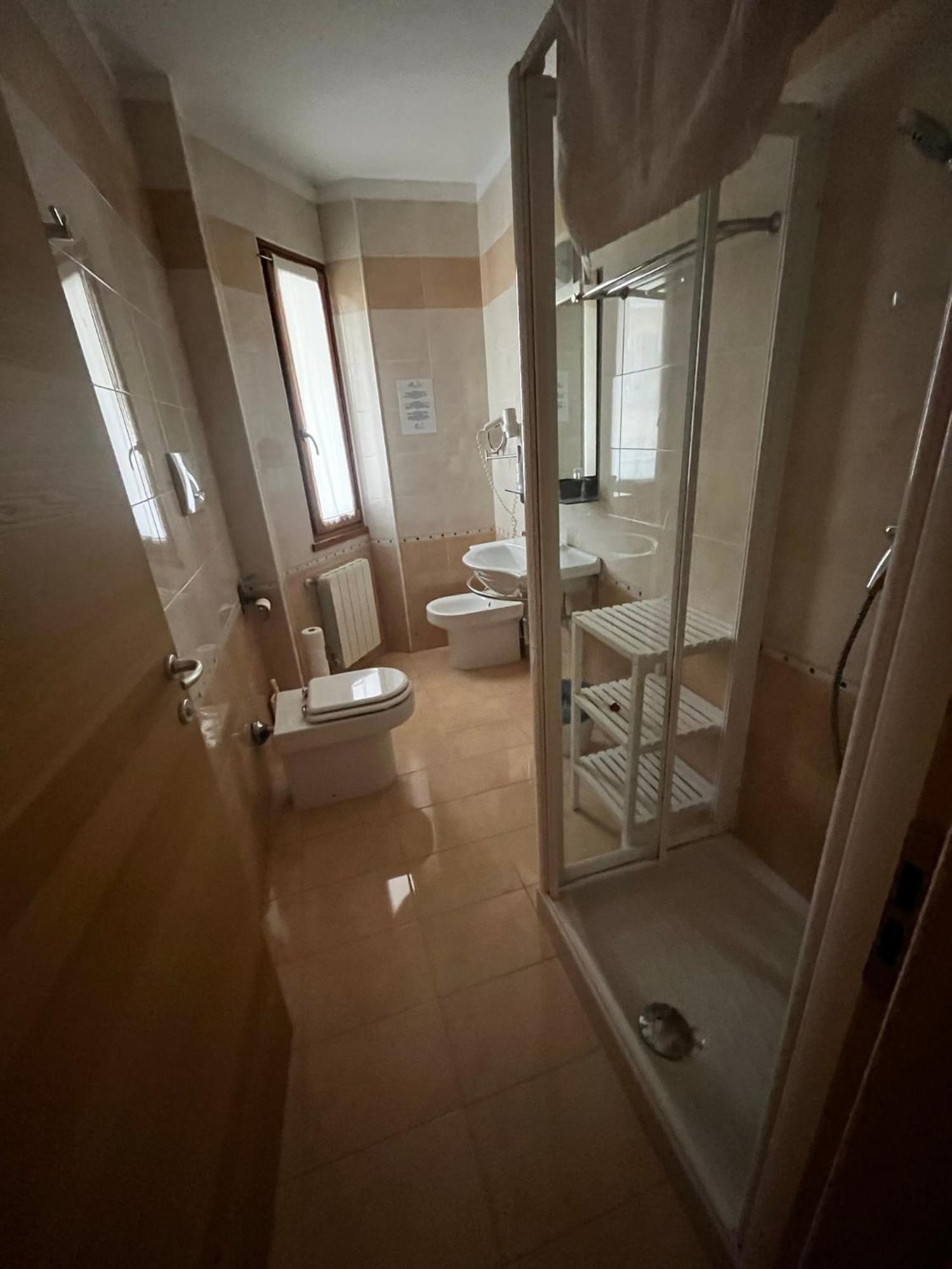 Comfort Triple Room