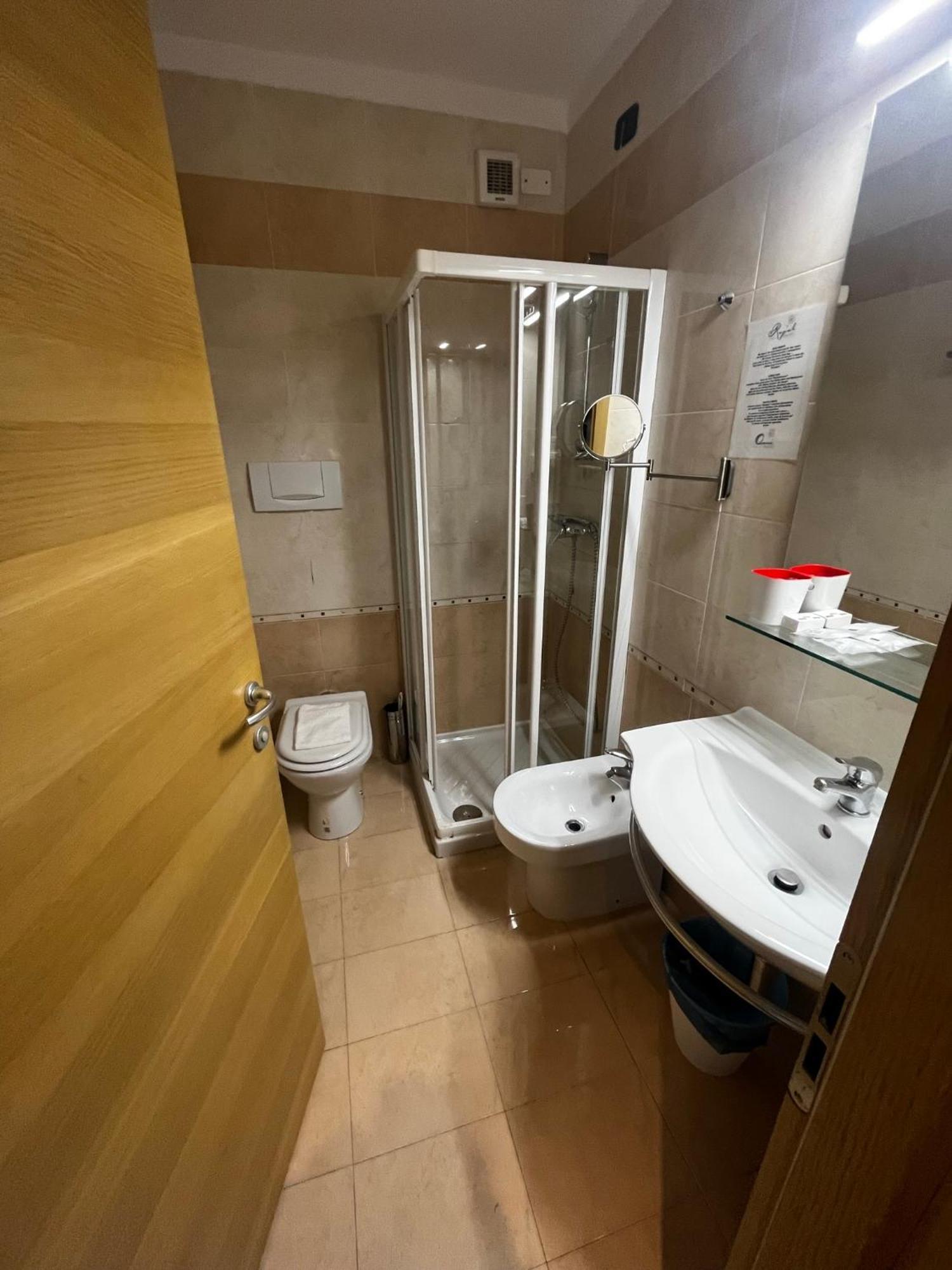 Comfort Triple Room