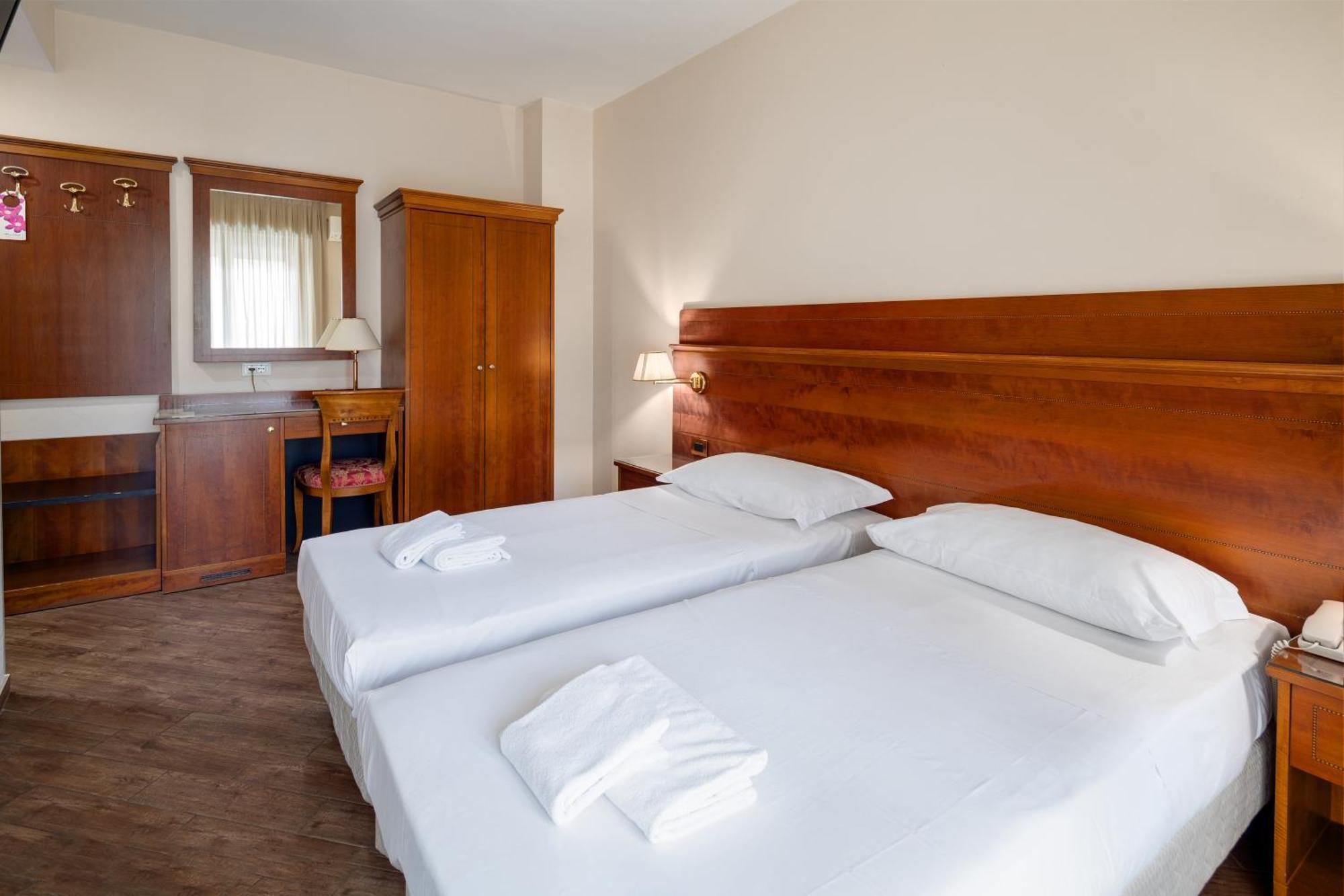 Standard Double or Twin Room Balcony