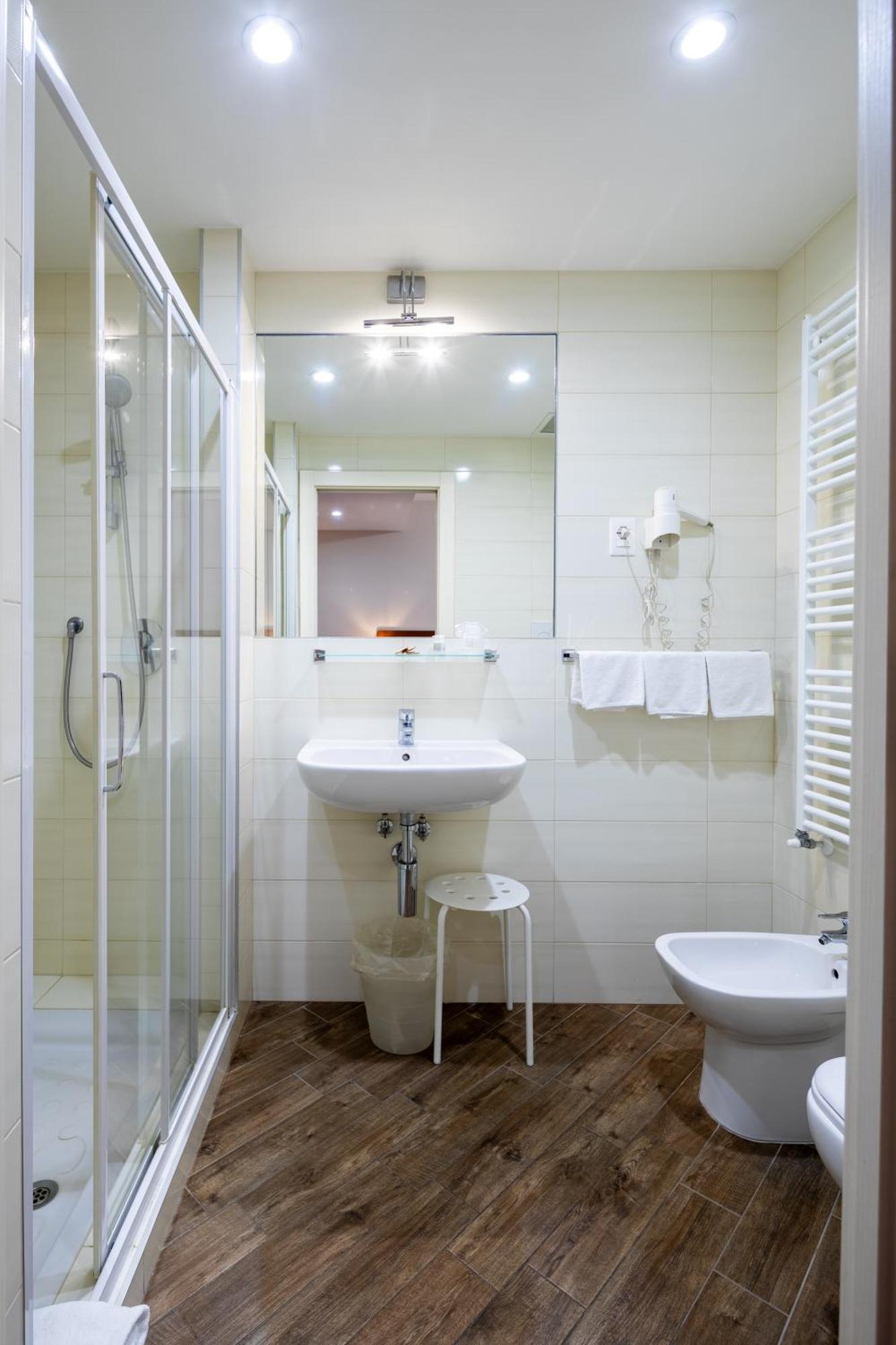 Standard Double or Twin Room Balcony