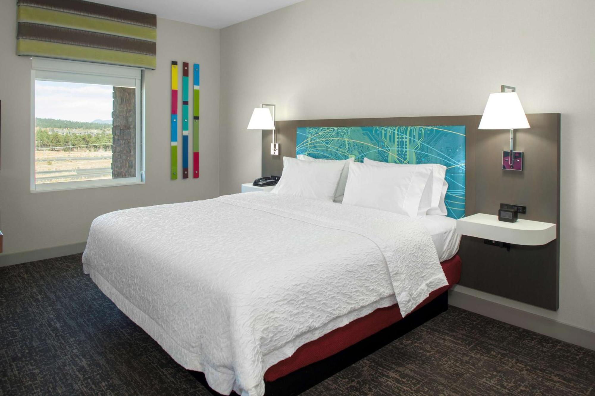 Habitación con cama extragrande - Adaptada para personas con discapacidad auditiva/no fumadores